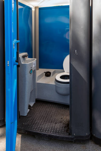 Best Construction site porta potty rental  in Colona, IL
